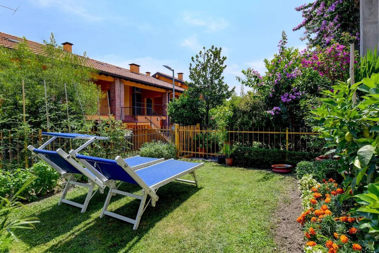 Civic 55 Villa Toscolano Maderno 0*,  Olaszország